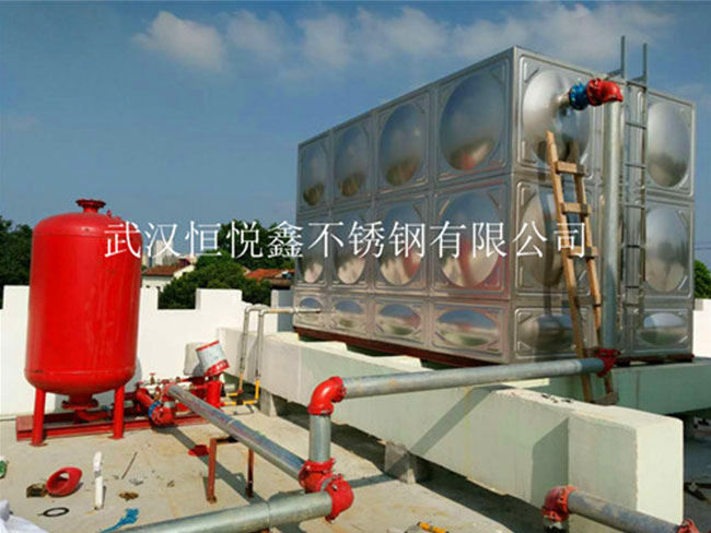 不銹鋼消防水箱施工