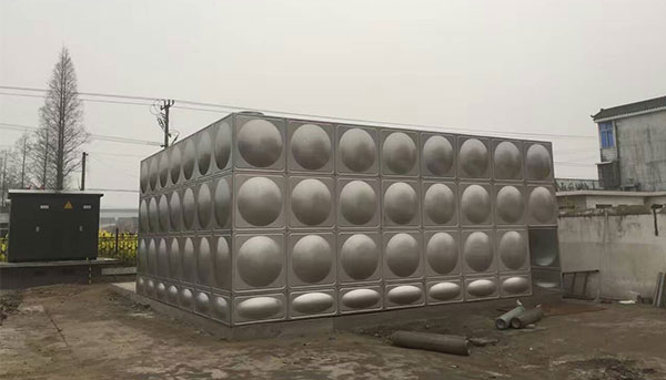 不銹鋼水箱表面應(yīng)該怎么處理